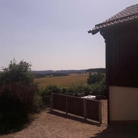 Ferienwohnung Talblick Dahlem Апартаменты Кроненбург